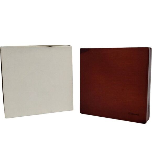 𝅺DISNEY Cast Character Pins Wood Box And Holiday Celebration Photo Frame - Picture 4 of 9